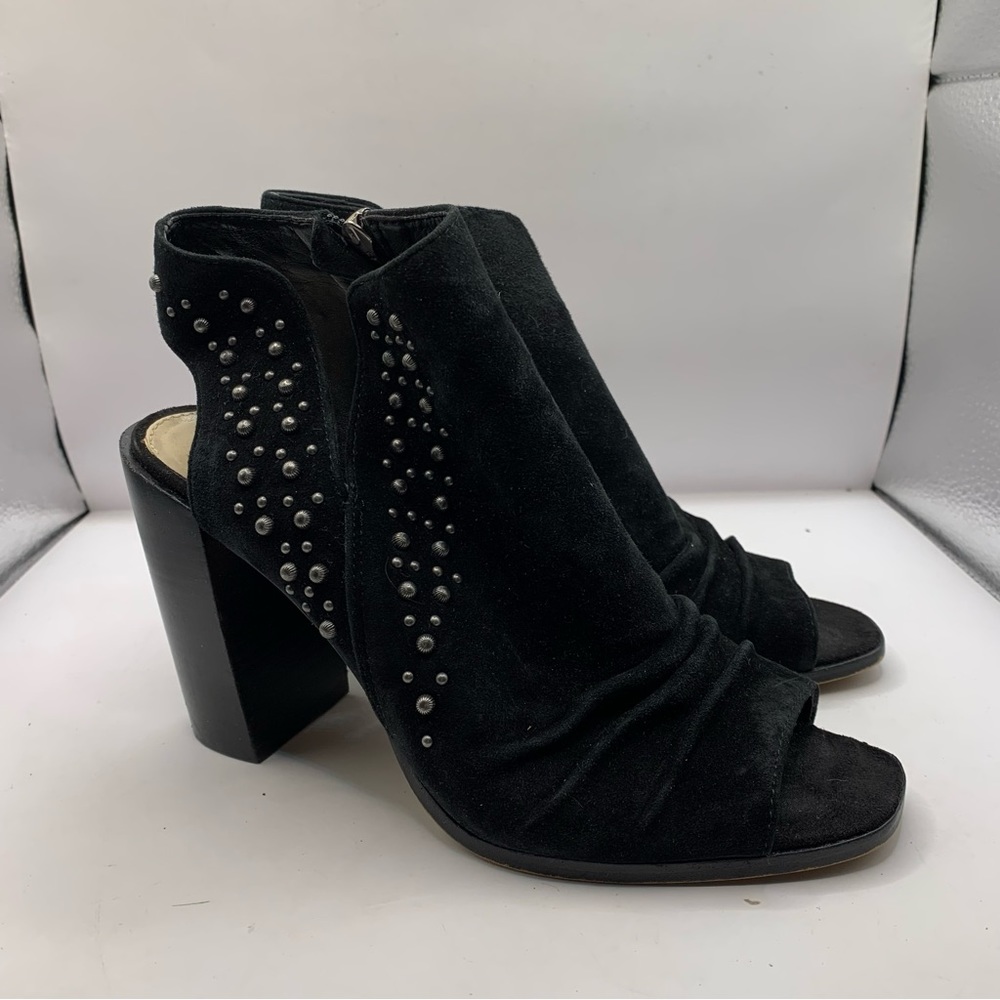 Vince Camuto Suede Peep Toe Heeled Sandals Machinie Black True Suede SZ 6.5